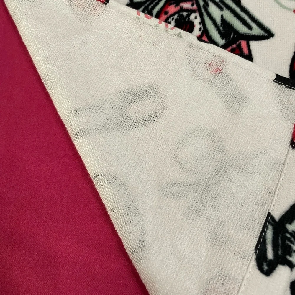 Beauty Glam hand towel